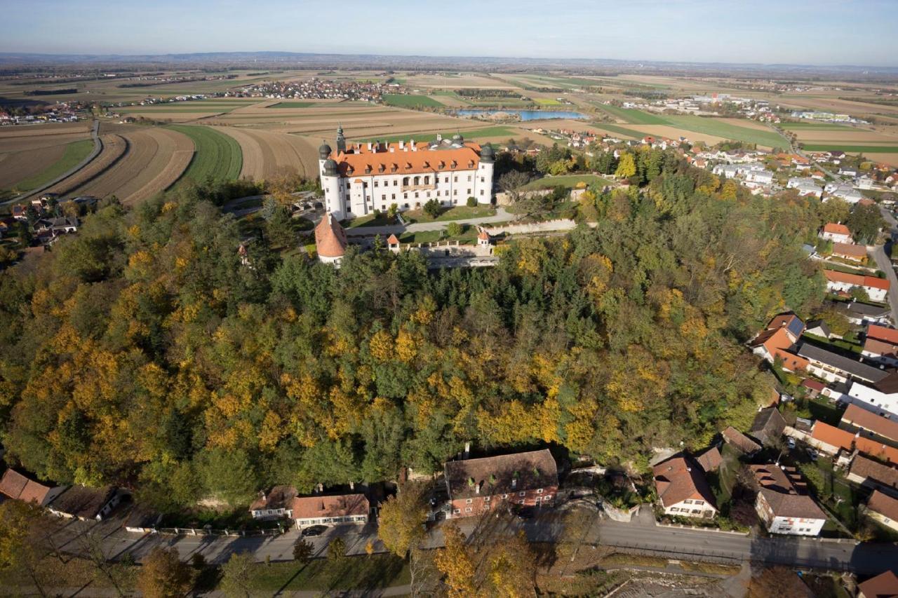 Gaestehaus & Hofladen Familie Oellerer Sitzenberg Exterior photo